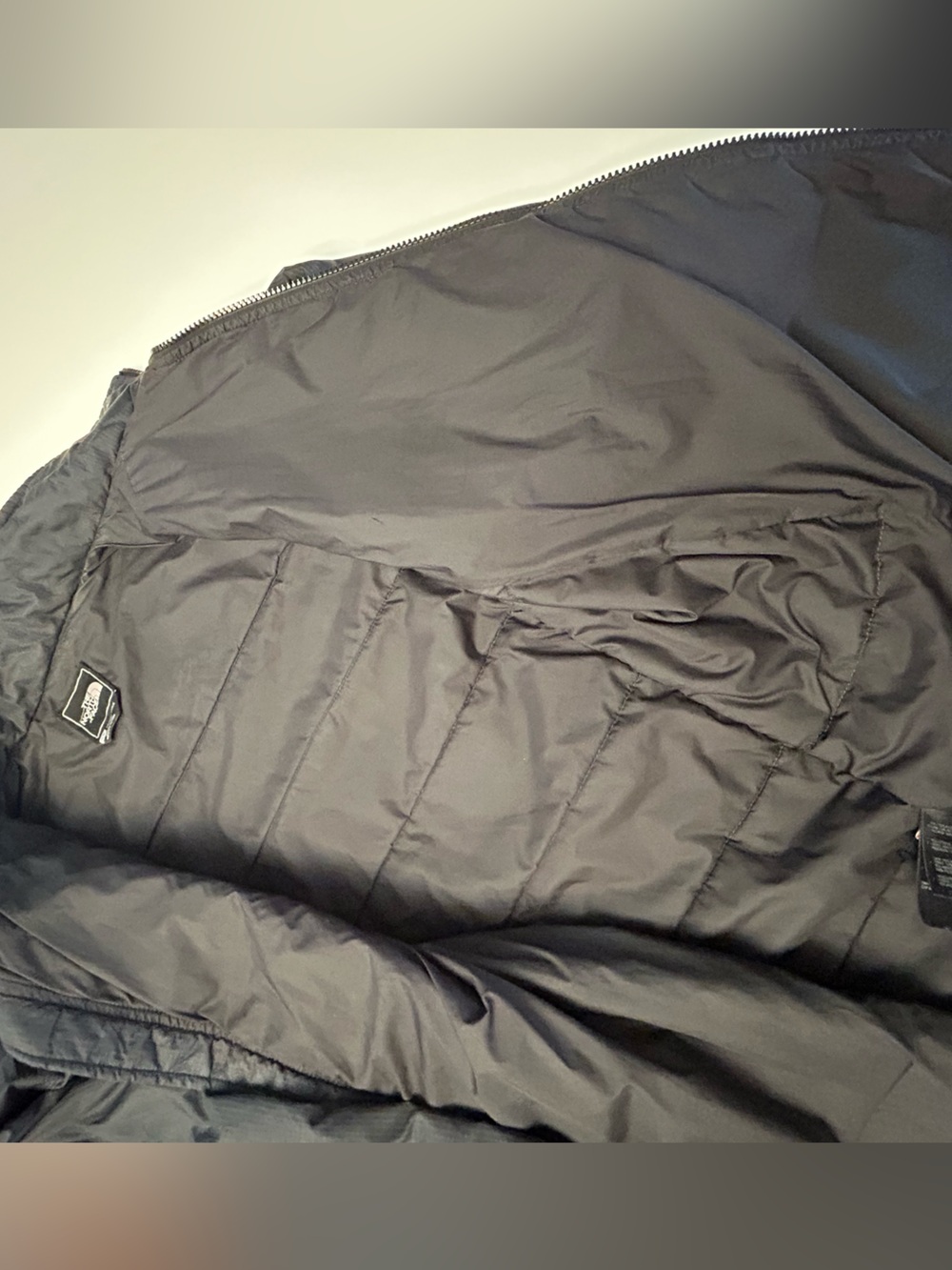 North Face Black Quilted Puffer Primaloft Jacket Men’s SZ M EUC Gorpcore Winter - Picture 15 of 15